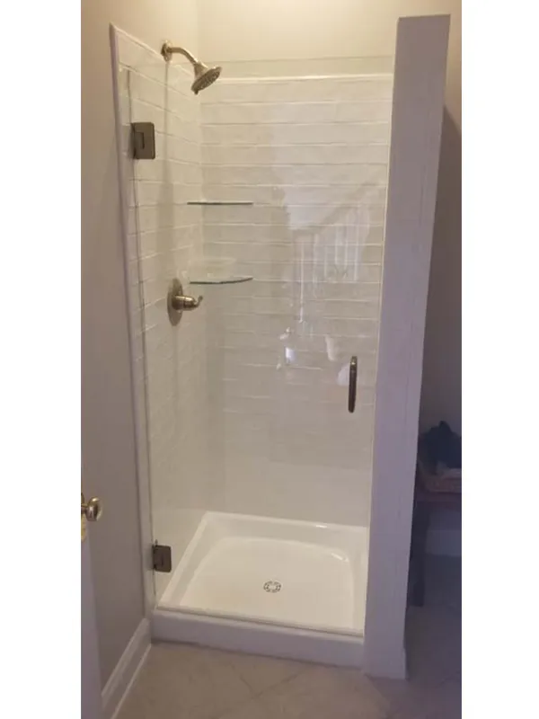 Heavy-Frameless-Shower-Doors